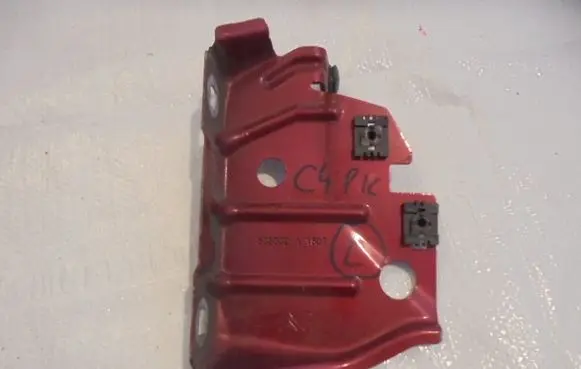 Citroen C4 I Picasso Fender mounting bracket