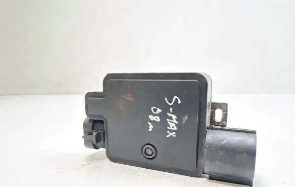 Coolant fan relay