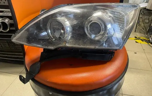 Honda CR-V Headlight/headlamp 33150SWWG1