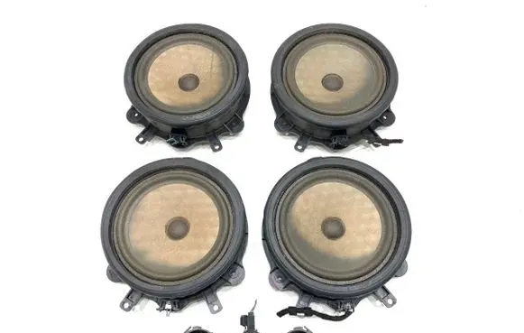 Audi A3 S3 8P Audio system kit 8P0035411