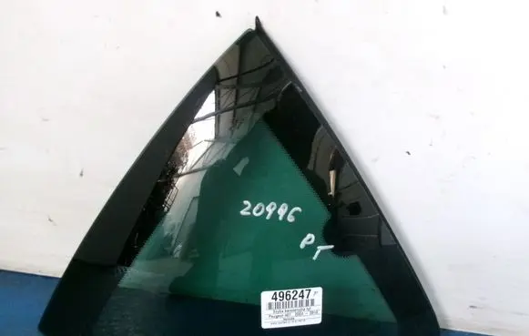 Rear side window