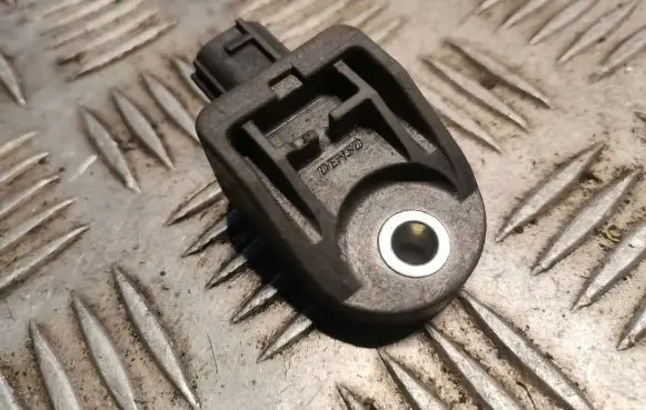 Lexus CT 200H Airbag deployment crash/impact sensor 8917375010
