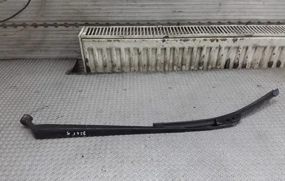 Toyota Yaris Windshield/front glass wiper blade 