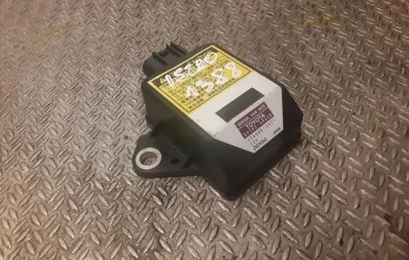 Lexus IS 220D-250-350 Yaw turn rate sensor 8918360020