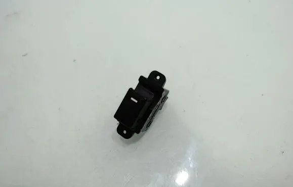 KIA Sorento Electric window control switch