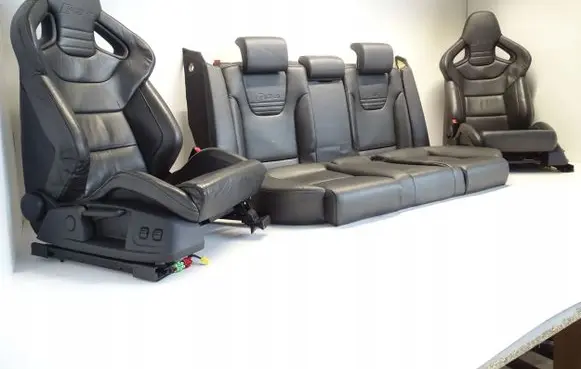 Audi RS4 B7 Seat set 