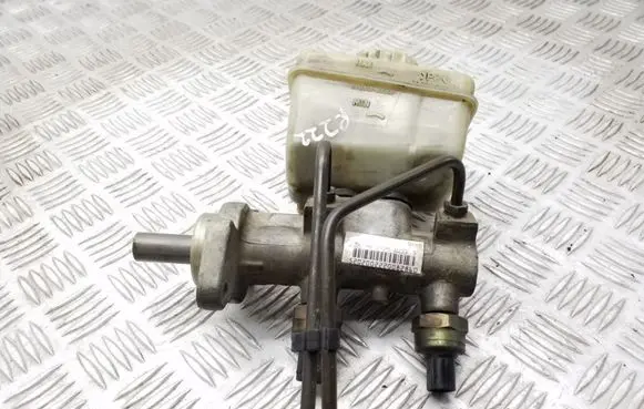 Mercedes-Benz ML W163 Master brake cylinder