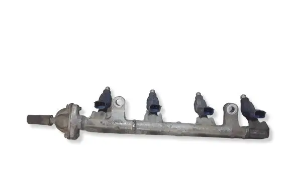 Toyota Yaris Fuel injectors set 232500J010