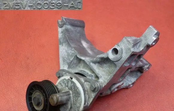 Ford Focus Generator/alternator bracket 2M5V10039AC 97BB6A228AG