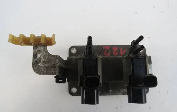Volvo V70 Valve vacuum 4M5G9A509