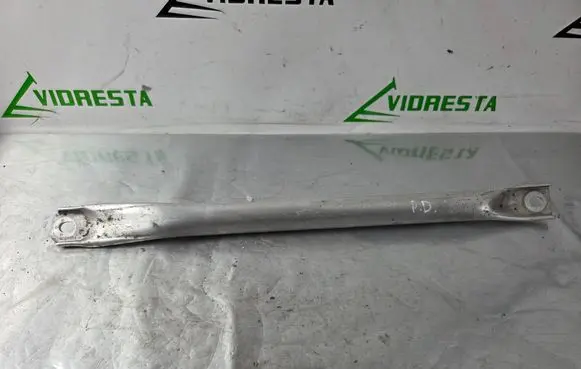 Radiator support slam panel bracket