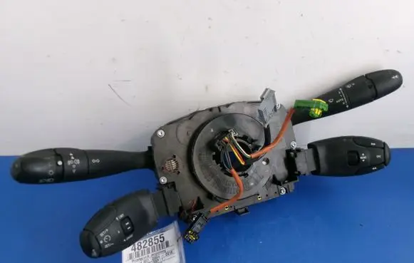 Peugeot 407 Other switches/knobs/shifts 96473051XT