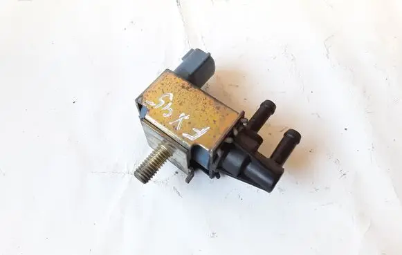 Infiniti FX Valve vacuum A83600 E024907