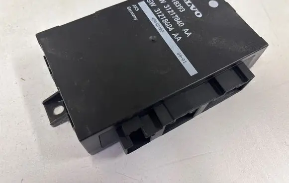 Volvo XC70 Tailgate/trunk control unit/module 31218404AA 31218393 31217840AA