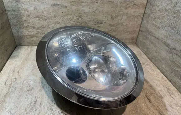 Mini One - Cooper R50 - 53 Headlight/headlamp 