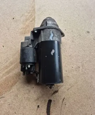 Mercedes-Benz A W168 Starter motor 0051511601 0001115008