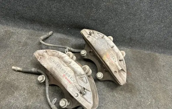 Chevrolet Camaro Front brake caliper B99880000