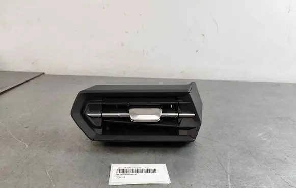 Dash center air vent grill