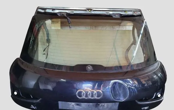 Audi A1 Tailgate/trunk/boot lid