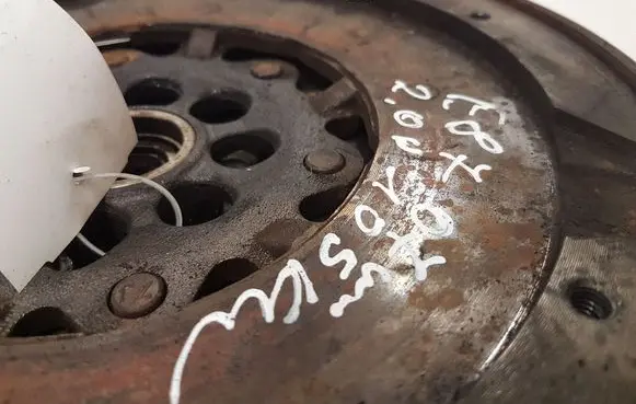 BMW 1 E81 E87 Flywheel 757747902