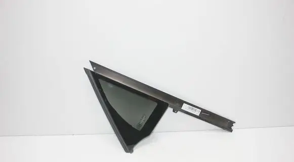 Land Rover Range Rover Sport L461 Rear side window N9X225828