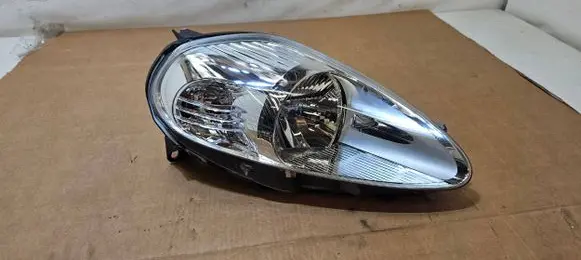 Fiat Grande Punto Headlight/headlamp 51840989