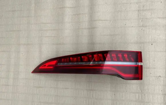 Jaguar I-Pace Rear/tail lights J9D313405CC