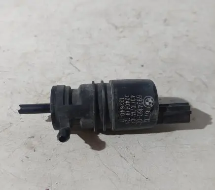BMW 5 F10 F11 Windscreen/windshield washer pump 6934160