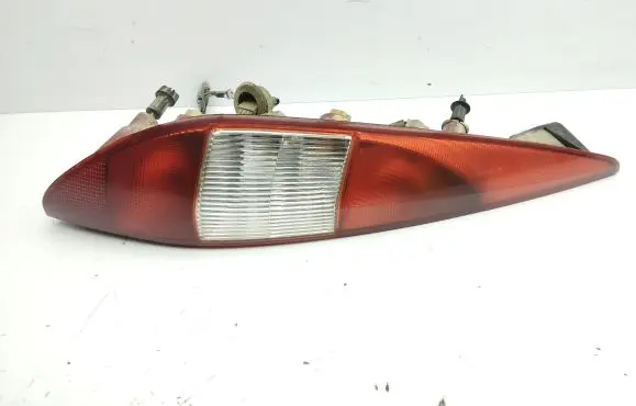 Ford Mondeo Mk III Rear/tail lights