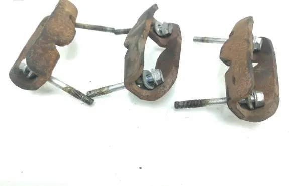 Mitsubishi ASX Fuel Injector clamp holder