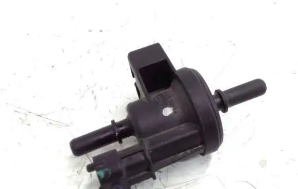 Cadillac CTS Turbo solenoid valve 0280142449 12611801