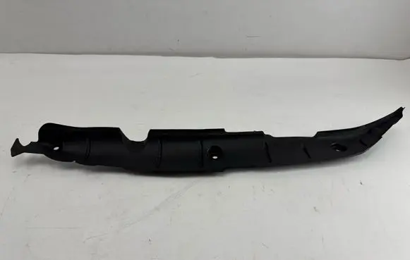 Audi Q2 - Fender end trim 81A821112