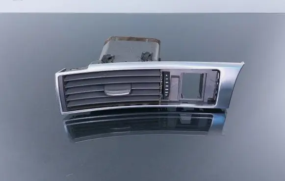 Audi A6 S6 C6 4F Dashboard side air vent grill/cover trim 4F1820901