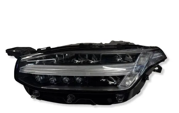 Volvo XC90 Headlight/headlamp 32228296