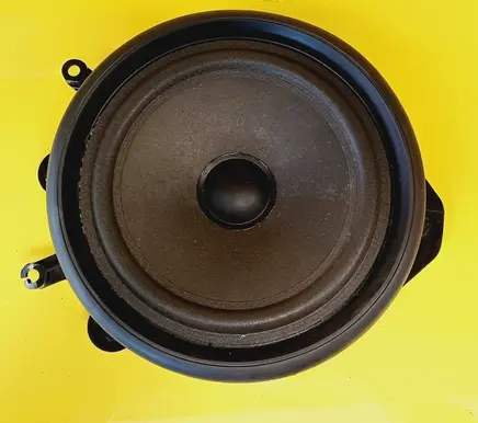 Audi A4 S4 B6 8E 8H Front door speaker 8E0035411