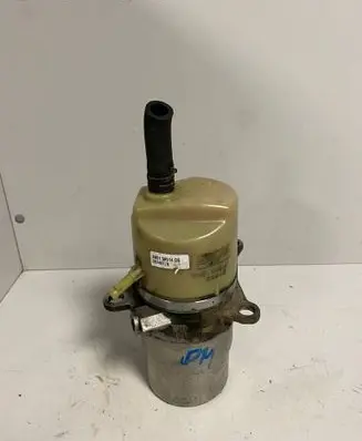 Volvo V50 Power steering pump 30748170 4N513K514DS