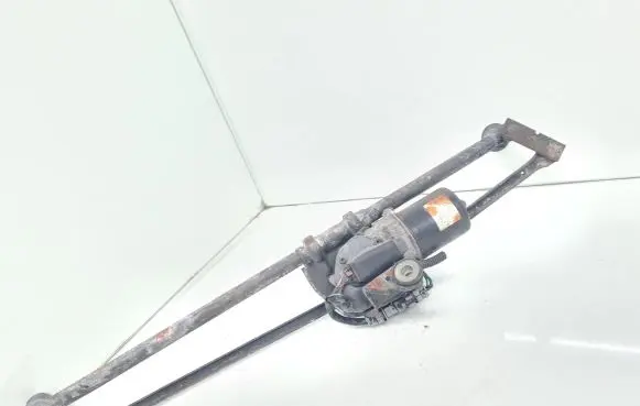 Iveco Daily 3rd gen Front wiper linkage and motor