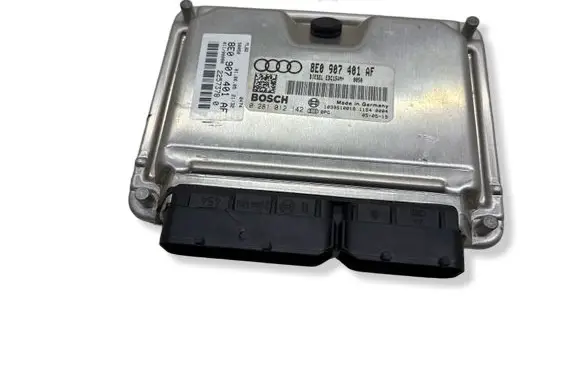 Audi A4 S4 B7 8E 8H Engine control unit/module 8E0907401AF