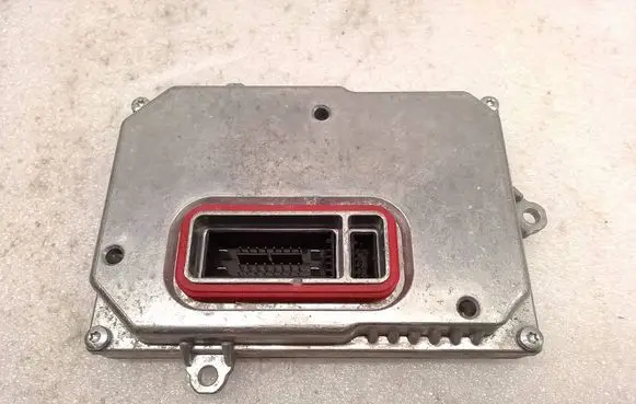 Mercedes-Benz B W245 Headlight ballast module Xenon 1307329119 A1698207185