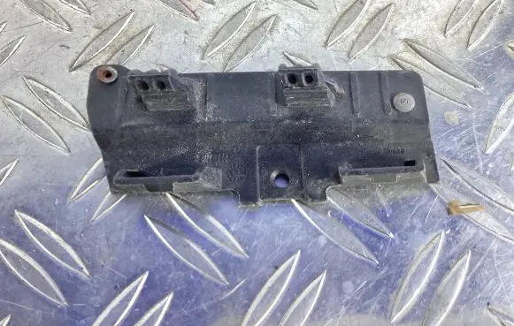 Porsche Cayenne (92A) Front bumper mounting bracket 7P5807773