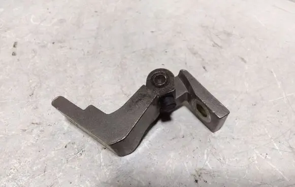 Audi A6 S6 C6 4F Rear door upper hinge