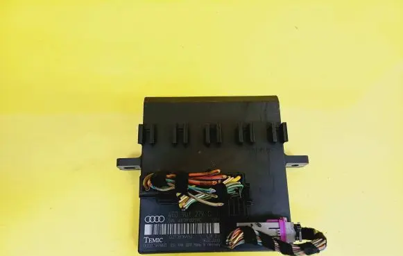Audi A8 S8 D3 4E Light module LCM 4E0907279C 4E0910279C