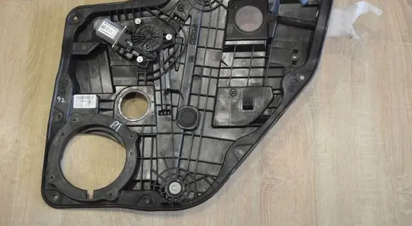 KIA Stinger Rear door window regulator with motor