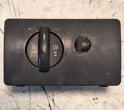 Ford Mondeo Mk III Light switch 1S7T13A024 011204C 04052711