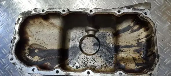 Ford Focus Oil sump 98mm6675ab 98mm-6675-ab
