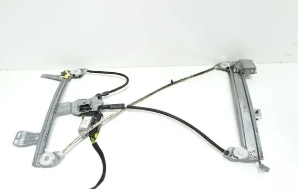 Peugeot 207 CC Front door window regulator with motor 9673835380 11983
