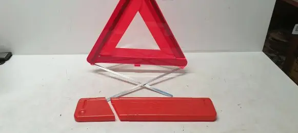 Volvo S80 Emergency warning sign 27R0303011