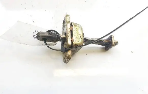 Seat Cordoba (6K) Front door check strap stopper 