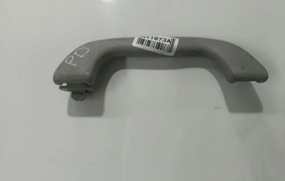 Mazda 3 I Front interior roof grab handle D350