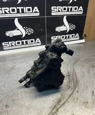 Mercedes-Benz C W203 Fuel injection high pressure pump A6460700101